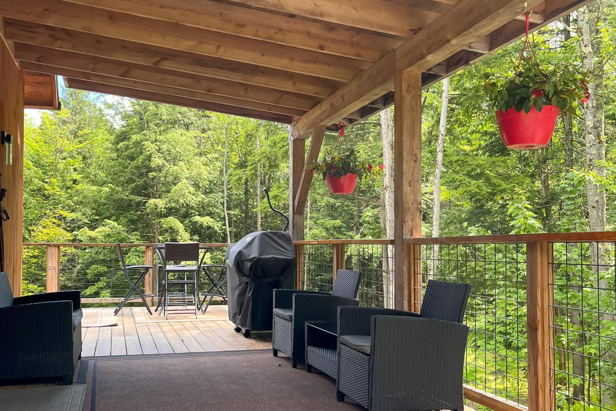 Morristown Newly Built Cabin With Hot Tub - 16 Mi To Stowe Mtn! 빌라 외부 사진