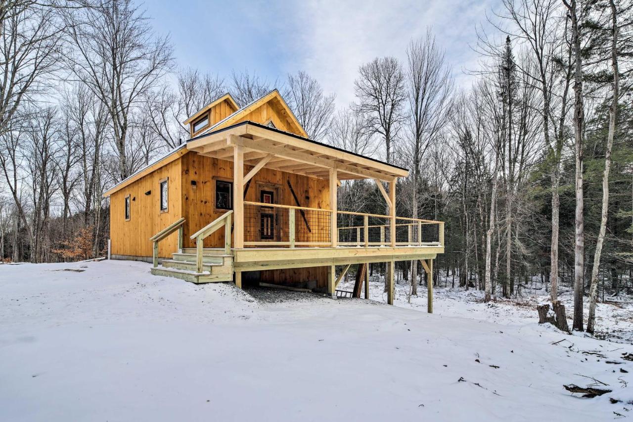 Morristown Newly Built Cabin With Hot Tub - 16 Mi To Stowe Mtn! 빌라 외부 사진